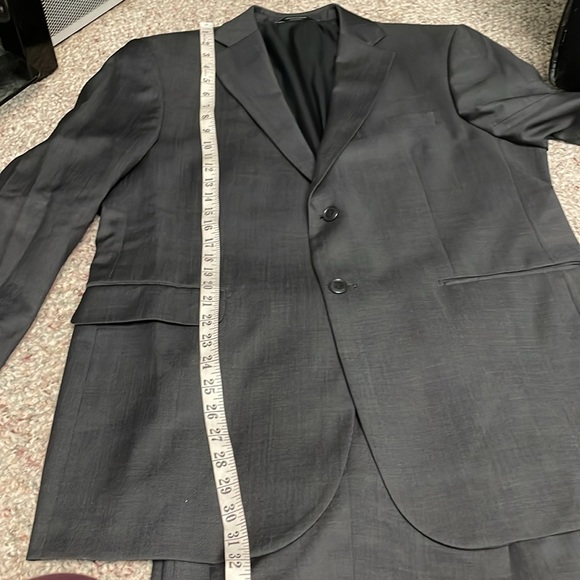 New Geoffrey Beene suit - Picture 5 of 12